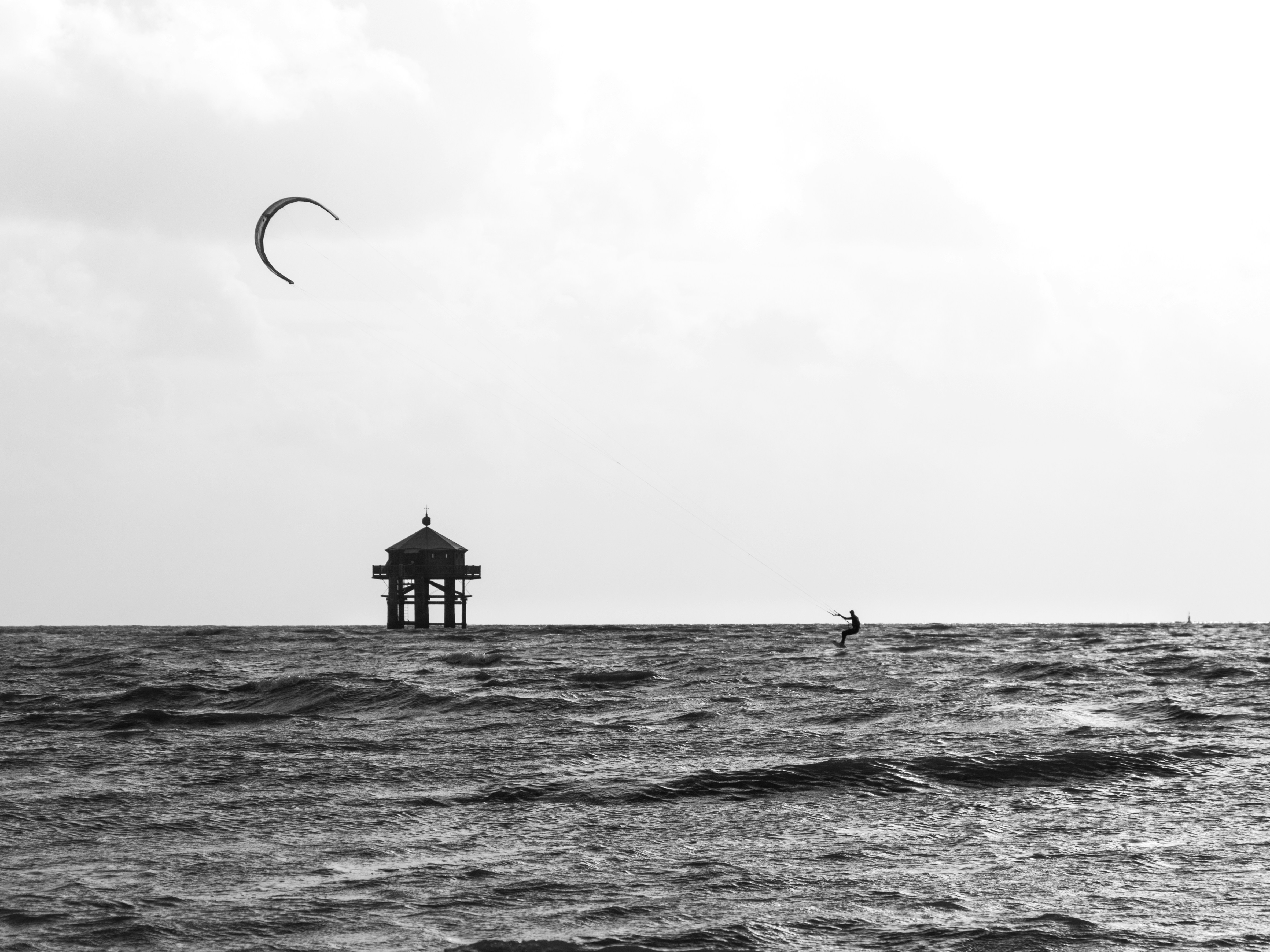 Kitesurf île de ré — rider en combinaison